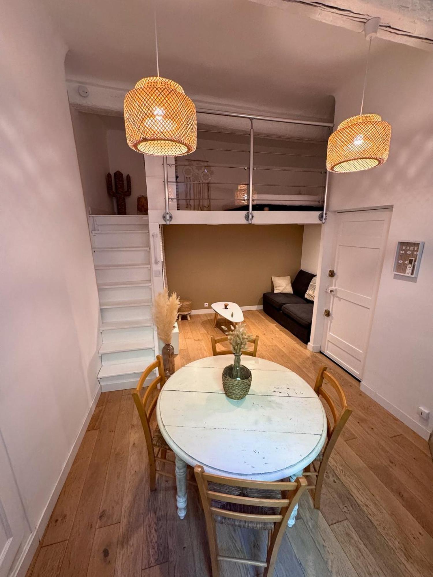 Charmant Studio Hyeres Luaran gambar